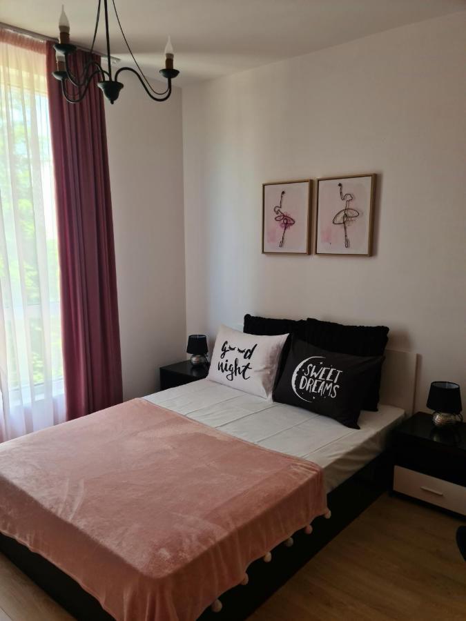 Rose Studio Lejlighed Burgas City Eksteriør billede