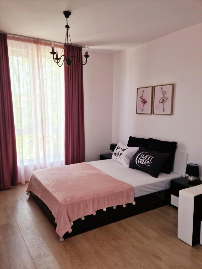 Rose Studio Lejlighed Burgas City Eksteriør billede